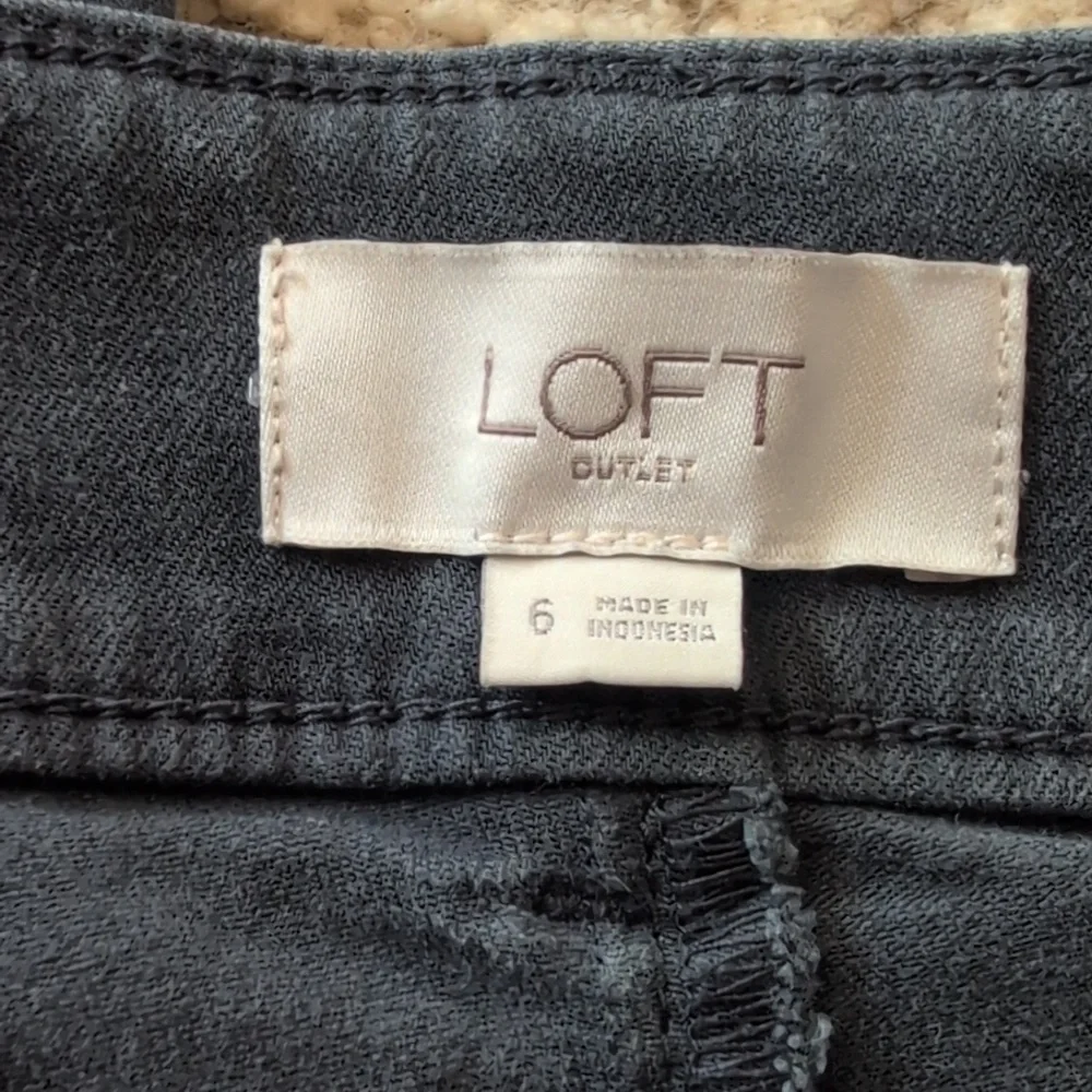 Loft Outlet Straight Crop Black Jeans Size 6 - Picture 2 of 8